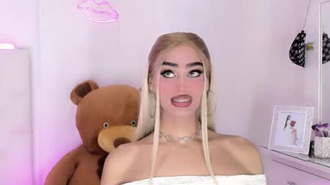 amal_baddel_ online show from 02/03/26, 07:24