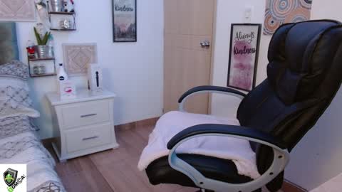 AMALIA online show from 12/11/24, 02:30