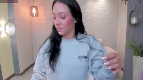 Snapshot of amalia_cruss chatting on 10/03/25, 12:35 Amalia cruss online show from 10/03/25, 12:35