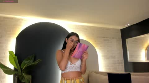 Amalia cruss online show from 04/05/26, 11:24