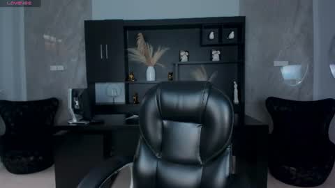 Snapshot of amalia_cruss chatting on 07/04/26, 08:15 Amalia cruss online show from 07/04/26, 08:15