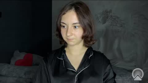 amalia_lambert13 online show from 06/10/26, 08:30