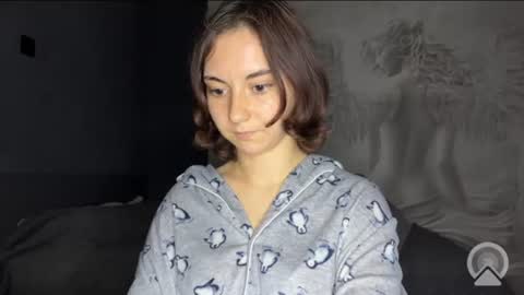 amalia_lambert13 online show from 06/11/26, 09:24