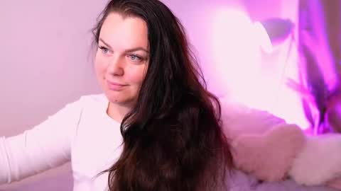 amalia_minkxx online show from 11/10/25, 04:00