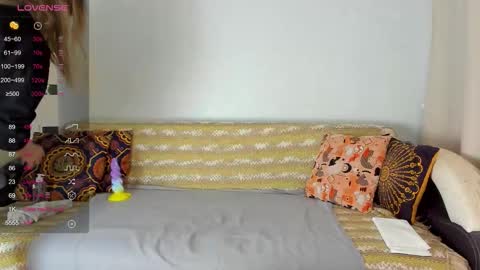 Amalia online show from 01/14/26, 08:31