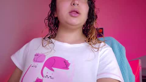 Amalia Im Back See you soon this January 7 at 10 pm Colombia time online show from 03/14/26, 11:54