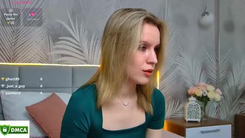 Snapshot of amaliabell chatting on 02/10/25, 04:14 Amalia online show from 02/10/25, 04:14