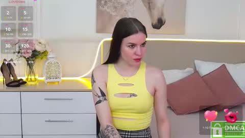 Snapshot of amaliabell chatting on 10/10/25, 01:54 Amalia online show from 10/10/25, 01:54