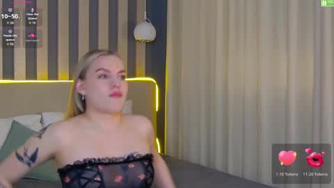 Snapshot of amaliabell chatting on 04/04/26, 01:08 Amalia online show from 04/04/26, 01:08