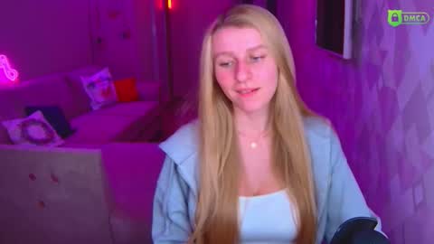 Amalia online show from 12/21/25, 02:24