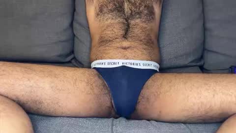 Snapshot of amalik_yoazz chatting on 11/11/25, 11:32 amalik_yoazz online show from 11/11/25, 11:32