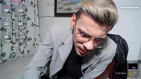 Snapshot of amand_sex chatting on 01/23/25, 12:14 amand_sex online show from 01/23/25, 12:14