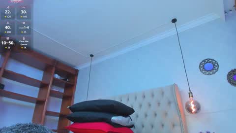 amanda29_ online show from 10/24/25, 07:54