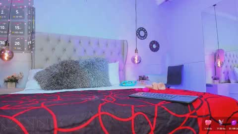 amanda29_ online show from 11/19/25, 07:47