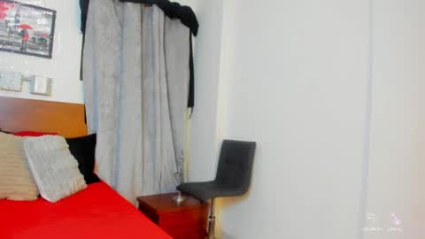 amanda29_ online show from 04/11/26, 07:07