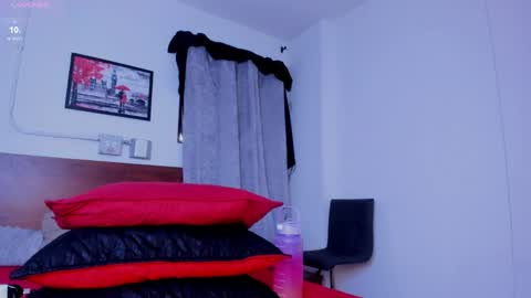 amanda29_ online show from 04/14/26, 07:31