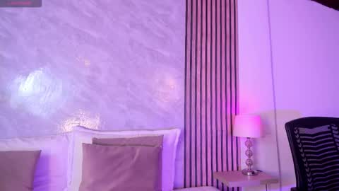 Luisa online show from 02/11/26, 01:54