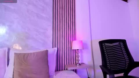 Luisa online show from 02/22/26, 09:52