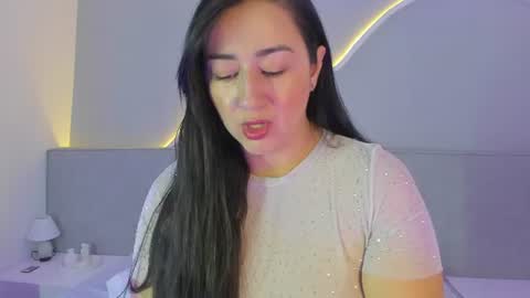 amanda_benz_ online show from 06/25/26, 11:04