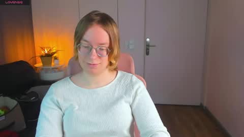 Hi im Amanda online show from 04/04/26, 01:41