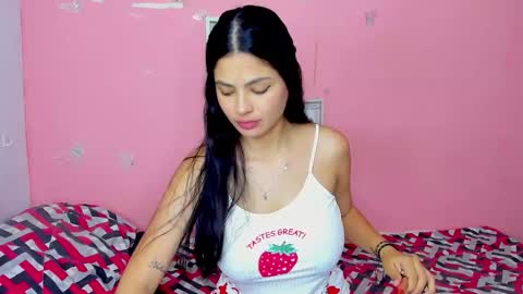 Snapshot of amanda_lorense chatting on 01/09/26, 11:39 Thalia online show from 01/09/26, 11:39