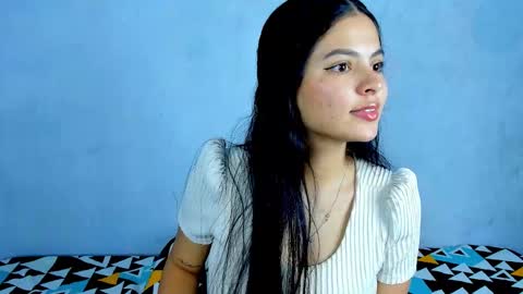 Snapshot of amanda_lorense chatting on 02/13/26, 05:03 Thalia online show from 02/13/26, 05:03