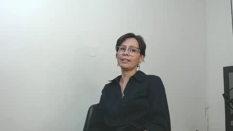 Snapshot of amanda_ramirez chatting on 05/13/26, 08:27 amanda_ramirez online show from 05/13/26, 08:27