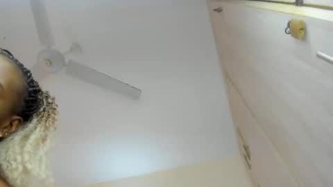 Amanda tint online show from 10/22/25, 07:52