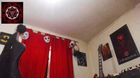 Amanda Valeska online show from 01/12/25, 01:27