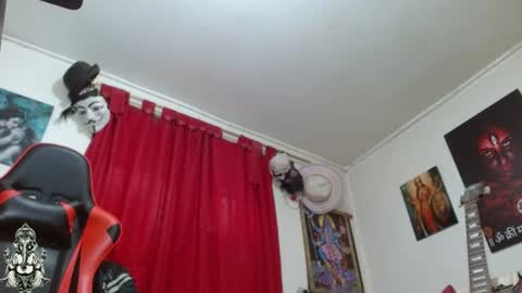 Snapshot of amanda_valeska chatting on 07/16/26, 06:14 Amanda Valeska online show from 07/16/26, 06:14