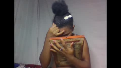 amandaaa25 online show from 09/18/25, 09:11