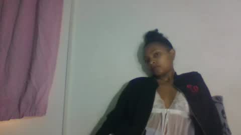 amandaaa25 online show from 09/26/25, 07:01