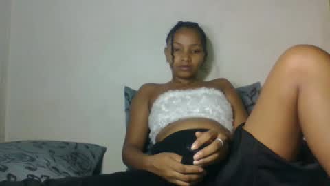 amandaaa25 online show from 09/28/25, 12:43