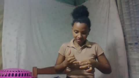 amandaaa25 online show from 10/05/25, 03:49