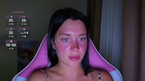 Snapshot of amandaarose chatting on 07/08/26, 07:29 Amanda Rose online show from 07/08/26, 07:29
