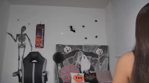 Amanda online show from 10/16/25, 01:39