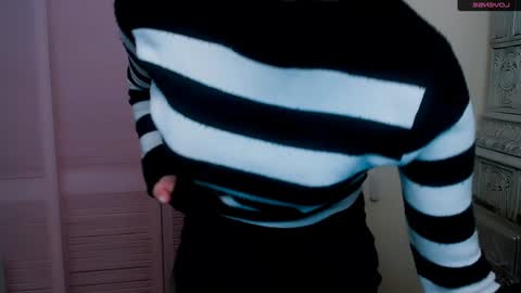 Amanda online show from 01/17/25, 08:34