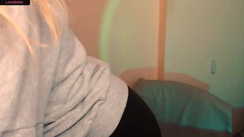 Amanda online show from 11/01/25, 08:38