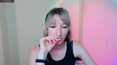 Snapshot of amandasentin chatting on 07/14/26, 10:21 Amanda online show from 07/14/26, 10:21