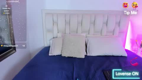 amara18_ online show from 02/11/26, 07:52