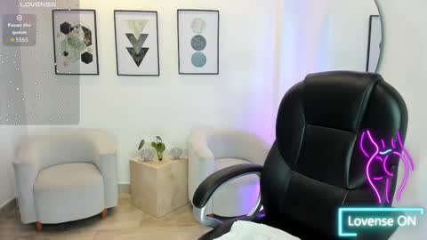 amara foxx online show from 03/25/26, 11:11