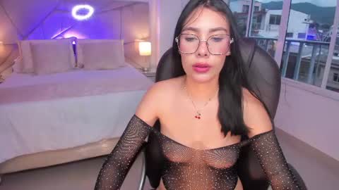 amara foxx online show from 07/10/26, 07:05