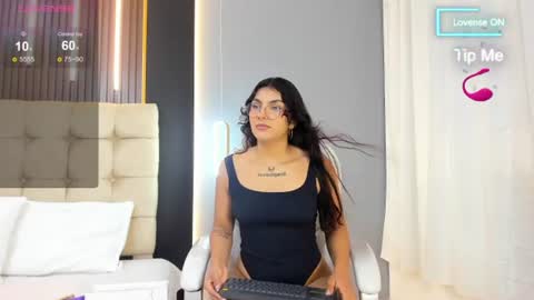      online show from 06/19/26, 02:32