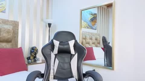 Amara online show from 03/15/26, 12:44