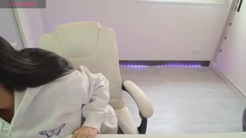 amara_silk online show from 04/11/26, 05:06