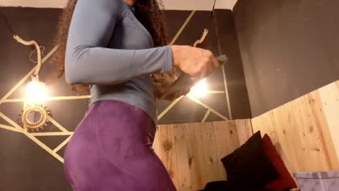 amara_vex online show from 06/24/26, 12:15