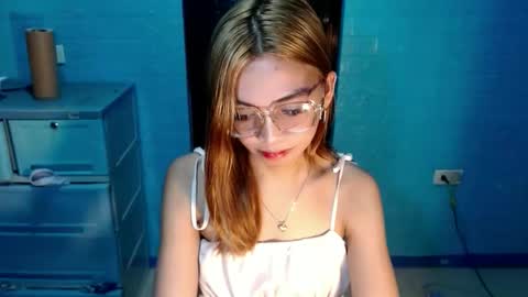 BELLA online show from 04/20/26, 01:41