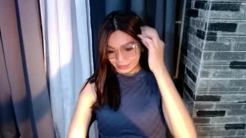 BELLA online show from 05/18/26, 04:18