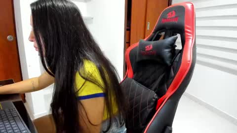 AMARANTA online show from 02/11/25, 05:47