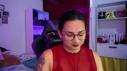 Snapshot of amarantha666 chatting on 12/09/24, 10:30 Susan online show from 12/09/24, 10:30